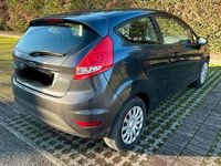 Usata Ford Fiesta 2010 Grigio Utilitaria