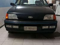 Usata Ford Fiesta 94 CV (69 kW) 1990 Nero Utilitaria
