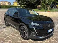 Usata Peugeot 2008 Allure 131 CV (96 kW) 2022 Nero SUV