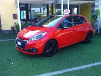 Usata Peugeot 208 75 CV (55 kW) 2018 Arancione Utilitaria