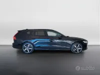 Usata Volvo V60 Plus 197 CV (144 kW) 2024 Nero Station wagon