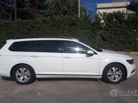 Usata VW Passat Trendline 120 CV (88 kW) 2018 Bianco Station wagon