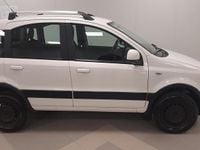 Usata Fiat Panda 4x4 Climbing 74 CV (54 kW) 2011 Bianco Utilitaria