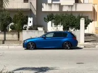Usata BMW 118 150 CV (110 kW) 2019 Blu Utilitaria
