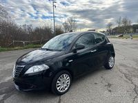 Usata Lancia Ypsilon 69 CV (50 kW) 2017 Nero Utilitaria