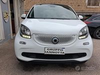 Usata Smart ForFour 71 CV (52 kW) 2016 Bianco Utilitaria