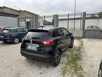 Usata Renault Captur 90 CV (66 kW) 2015 Nero SUV