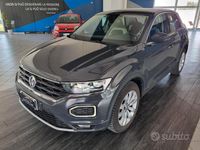 Usata VW T-Roc Style 116 CV (85 kW) 2019 Grigio SUV