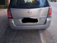 Usata Opel Zafira 2008 Grigio Monovolume