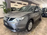 Usata Nissan Qashqai Acenta 110 CV (80 kW) 2016 Grigio SUV