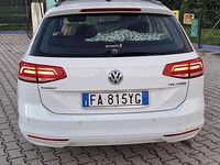 Usata VW Passat 105 CV (77 kW) 2015 Bianco Station wagon