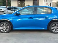 Usata Peugeot 208 Allure 56 kW (77 CV) 2021 Blu Utilitaria