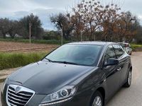 Usata Lancia Delta Gold 105 CV (77 kW) 2012 Nero Utilitaria