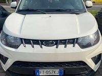 Usata Mahindra KUV100 83 CV (61 kW) 2018 Bianco SUV