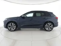 Nuova Audi Q6 e-tron S-Line 239 kW (326 CV) 2026 Blu plasma metallizzato SUV