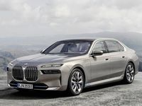 Nuova BMW i7 M Sport 134 kW (183 CV) 2025 Argento Berlina