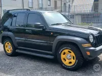 Usata Jeep Cherokee 180 CV (132 kW) 2006 Nero SUV