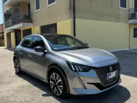 Usata Peugeot 208 GT 102 CV (75 kW) 2022 Grigio Utilitaria