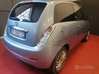 Usata Lancia Ypsilon 78 CV (57 kW) 2009 Blu/azzurro Utilitaria