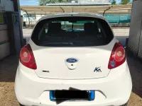 Usata Ford Ka 75 CV (55 kW) 2009 Bianco Utilitaria