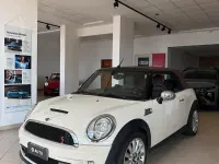Usata Mini Cooper S Cabriolet 184 CV (135 kW) 2011 Bianco Cabrio
