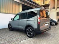 Usata Ford Tourneo Courier Active 125 CV (91 kW) 2024 Grigio Monovolume