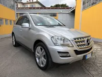 Usata Mercedes ML350 231 CV (169 kW) 2011 Argento SUV