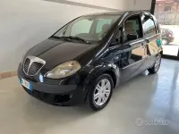 Usata Lancia Musa 101 CV (74 kW) 2005 Nero Monovolume