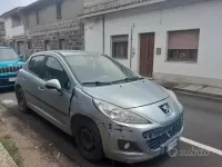 Usata Peugeot 207 68 CV (50 kW) 2011 Berlina