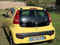 Usata Peugeot 107 54 CV (39 kW) 2009 Giallo Utilitaria