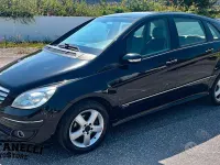 Usata Mercedes B200 140 CV (102 kW) 2007 Nero Monovolume