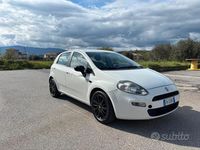 Usata Fiat Grande Punto 75 CV (55 kW) 2012 Bianco Utilitaria