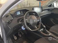 Usata Peugeot 208 102 CV (75 kW) 2020 Utilitaria