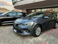 Używany Renault Clio V Business 86 KM (63 kW) 2019 Szary Sedan/Limuzyna