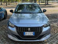 Usata Peugeot 208 Active 75 CV (55 kW) 2023 Argento Utilitaria