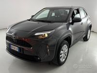 Usata Toyota Yaris Cross Active 116 CV (85 kW) 2021 Grigio SUV