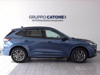 Usata Ford Kuga ST-Line X 225 CV (165 kW) 2022 Blu metallizzato SUV