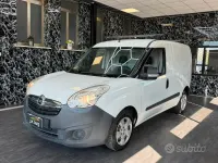 Usata Opel Combo 95 CV (69 kW) 2016 Bianco Monovolume