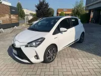 Usata Toyota Yaris Hybrid Style 101 CV (74 kW) 2018 Bianco Berlina
