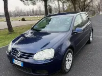 Usata VW Golf IV Trendline 75 CV (55 kW) 2004 Blu Berlina