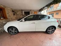 Usata Alfa Romeo Giulietta 105 CV (77 kW) 2011 Bianco Berlina