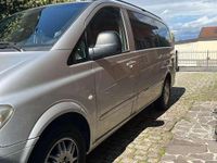 Usata Mercedes Vito 150 CV (110 kW) 2009 Argento