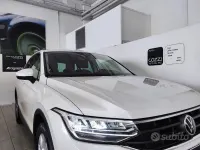 Usata VW Tiguan Life 150 CV (110 kW) 2021 Bianco SUV