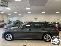 Usata BMW 318 Advantage 150 CV (110 kW) 2020 Grigio scuro Station wagon