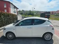 Usata Lancia Ypsilon 69 CV (50 kW) 2014 Bianco Utilitaria
