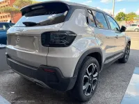 Begagnad Jeep Avenger Summit 101 HK (74 kW) 2025 Vit SUV