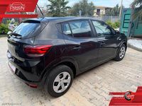 Usata Dacia Sandero Essentiel 101 CV (74 kW) 2024 Nero Berlina