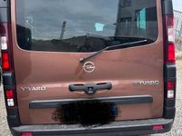 Usata Opel Vivaro 2015 Marrone Monovolume