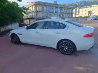 Usata Jaguar XE 200 CV (147 kW) 2019 Bianco Berlina