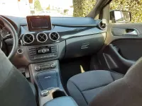 Usata Mercedes B180 Executive 109 CV (80 kW) 2014 Nero Utilitaria